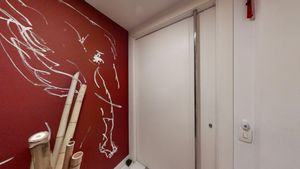 Image 17 - 807797